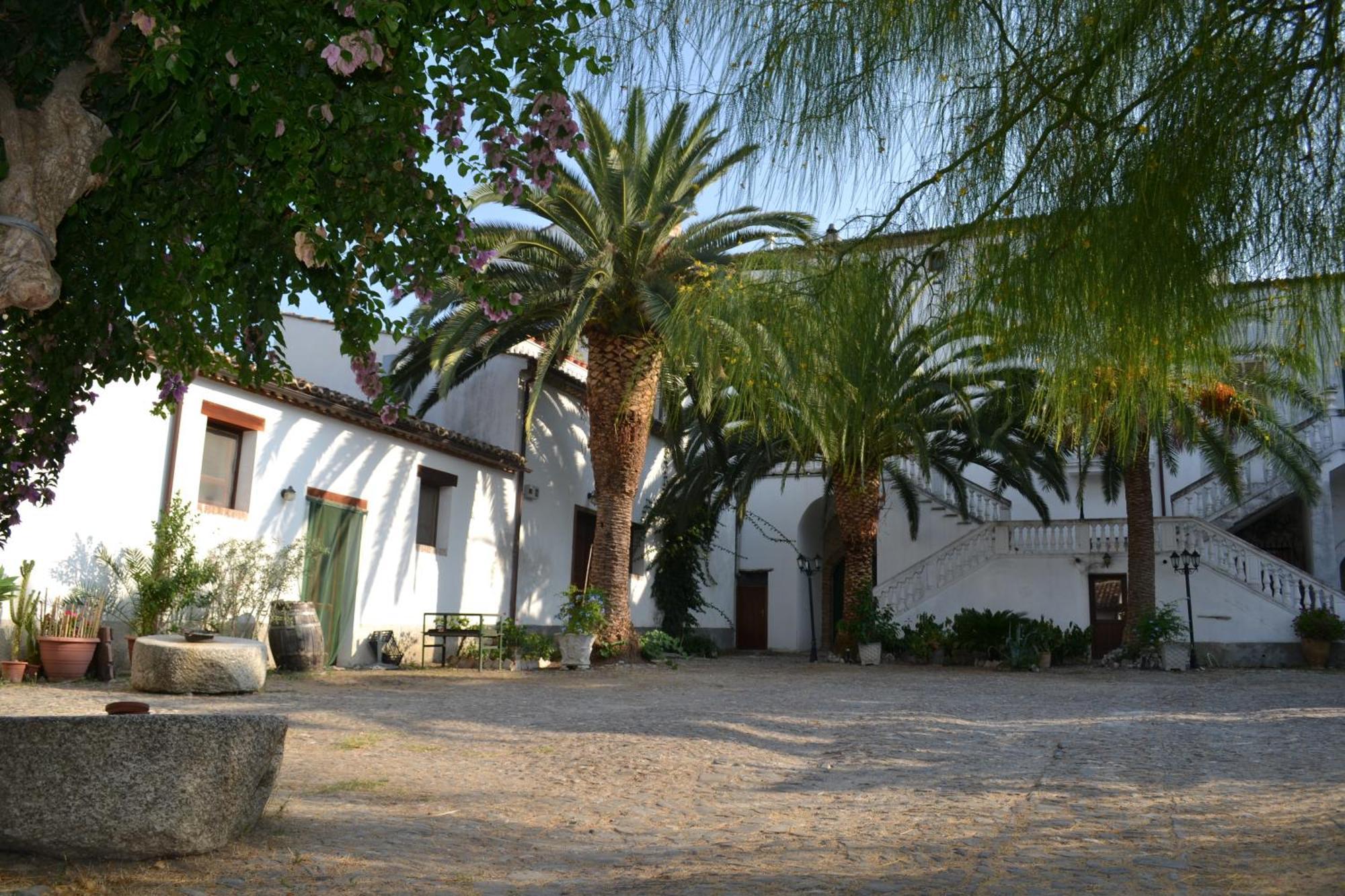 Agriturismo Malena Amica Kültér fotó